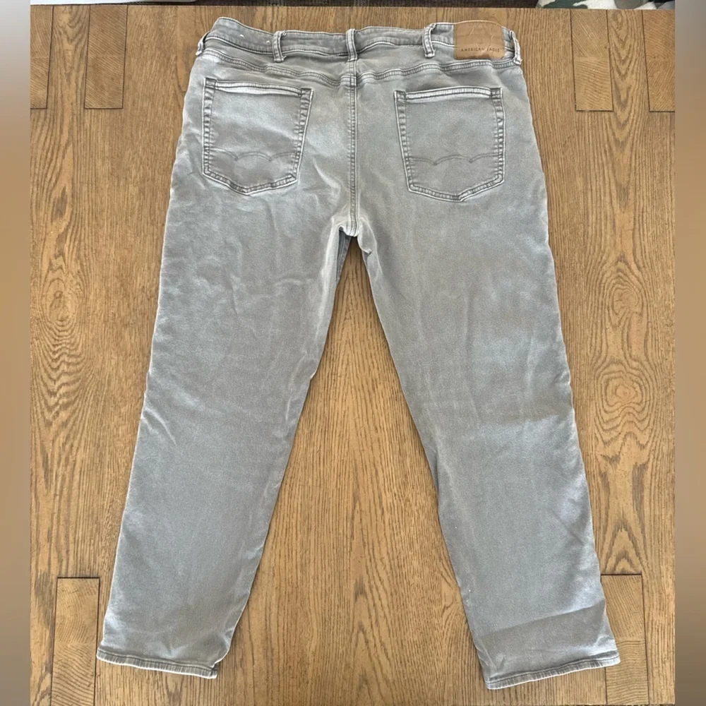 American Eagle “AirFlex+” Slim Straight Jeans – Grey Wash – Men’s 38x30